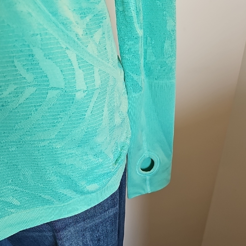Lululemon Athletica Aqua Long Sleeve Top - Picture 3 of 8
